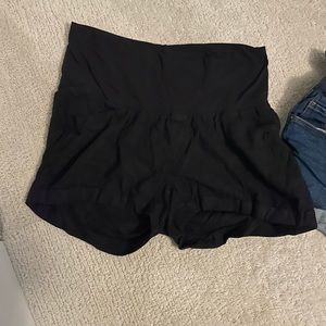 2 pairs Old Navy Maternity Shorts